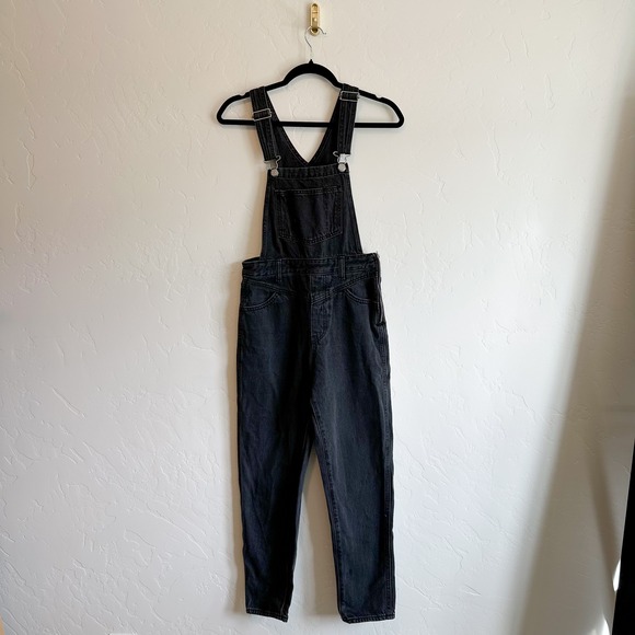 Levi's | Denim Jean 100% Cotton Ankle Overalls in Black, Size 26 - Picture 1 of 7